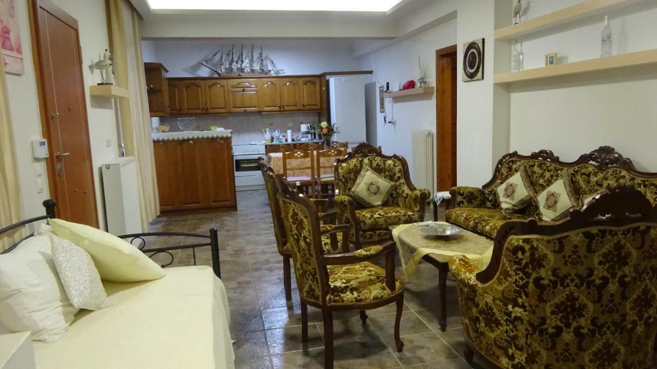 Апартаменты Kostas Family House Като-Ассос Экстерьер фото